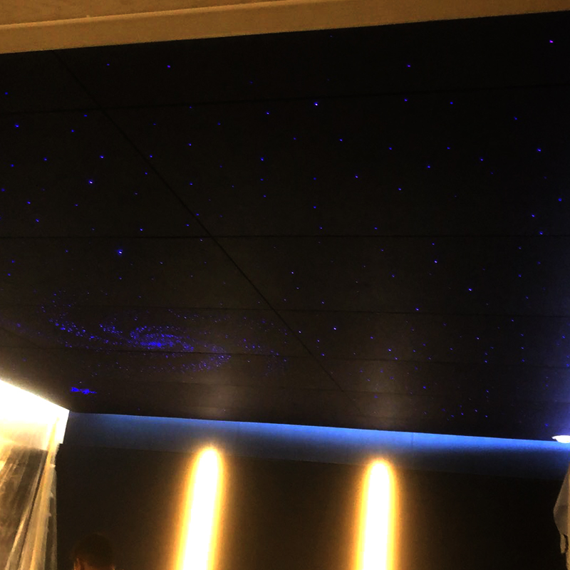 লিভিং রুমের মুভি থিয়েটার বেডরুমের জন্য রোমান্টিক ফাইবার অপটিক স্টারি সিলিং ঘর সাজানোর জন্য অন্ধকার তারায় উজ্জ্বল আলোকিত রাতের আকাশ লিভিং রুমের মুভি থিয়েটার বেডরুমের জন্য রোমান্টিক ফাইবার অপটিক স্টারি সিলিং ঘর সাজানোর জন্য অন্ধকার তারায় উজ্জ্বল আলোকিত রাতের আকাশ