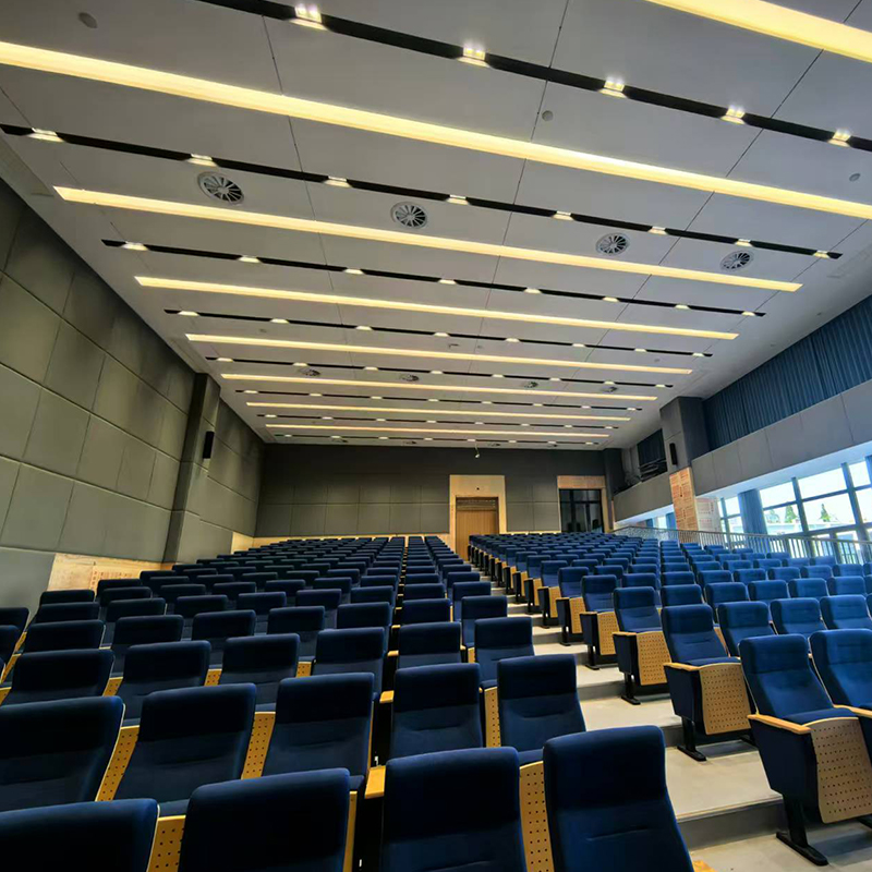 স্পঞ্জ সহ লেদারে মোড়ানো অ্যাকোস্টিক প্যানেলগুলি মানুষকে আঘাত থেকে রক্ষা করতে কার্যকর